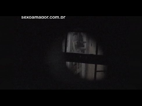 ❤️ Blondie é gravada en segredo por un voyeur do barrio escondido detrás de ladrillos ocos ❤❌ Vídeo de sexo a nós gl.tusar.top ️❤